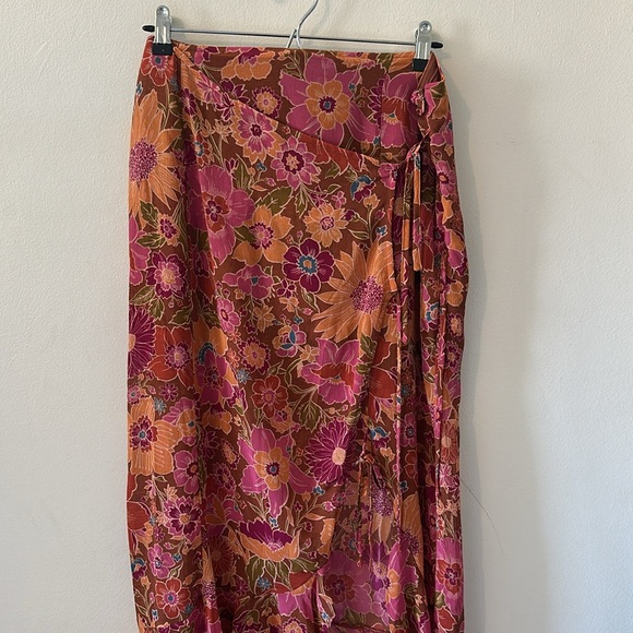 Free People Floral Pink Maxi Skirt - Size 14 - Picture 4 of 8